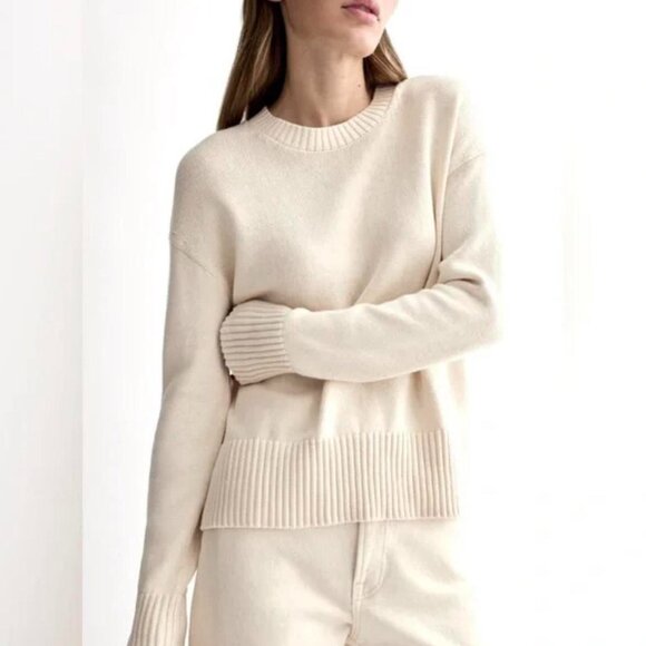Everlane Tops - Everlane Soft Cream Crew Neck Sweater Size S